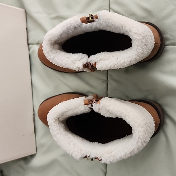 Womens Boots - Picture 4 of 10